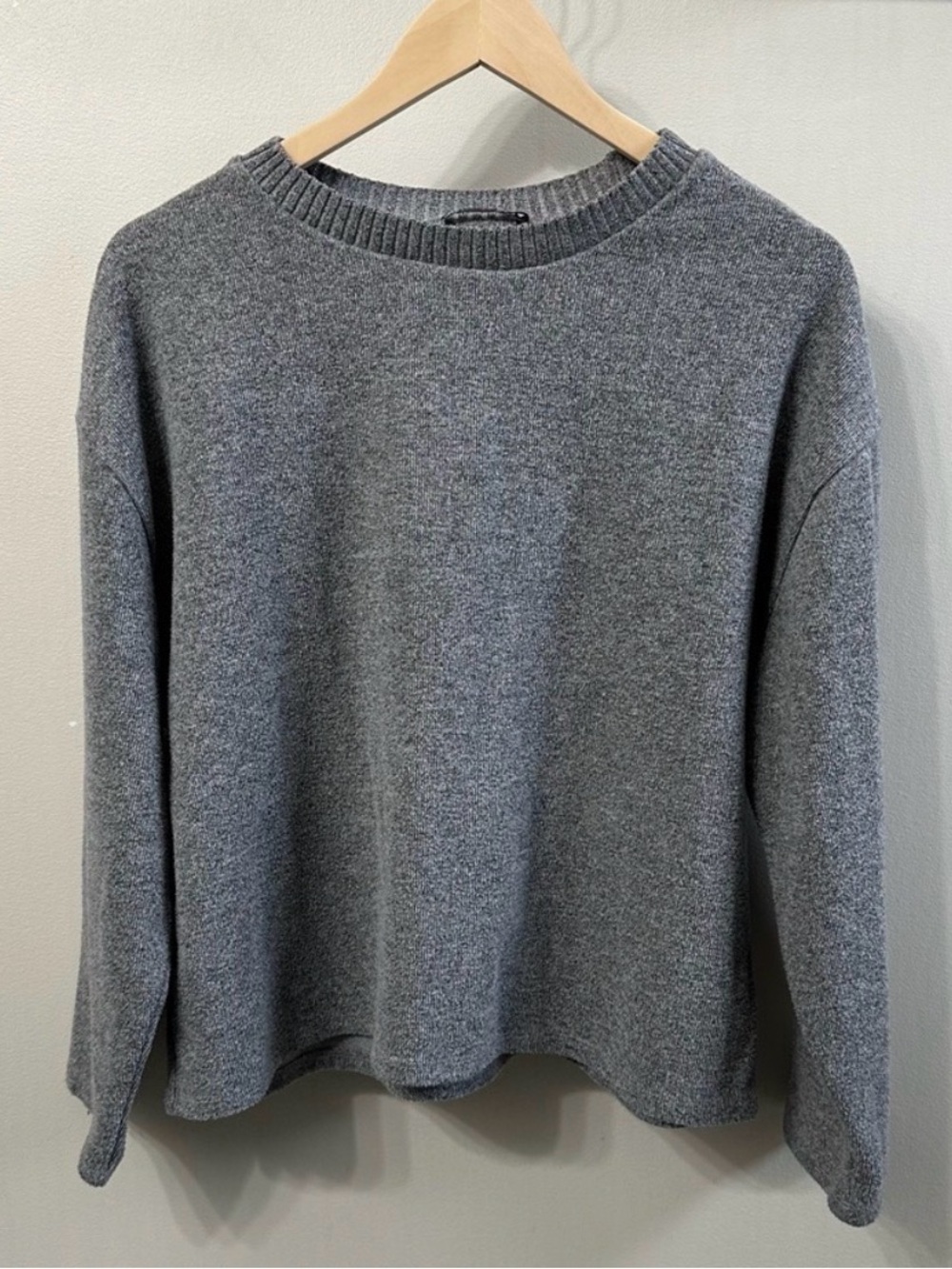 Zara Boxy Relaxed Fit Crewneck Sweater - Picture 2 of 9